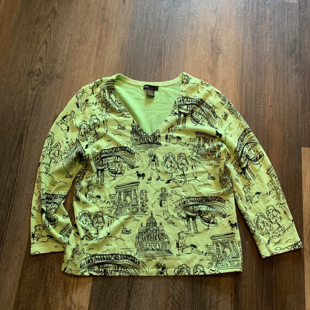Grace Elenents Italian pleasures‎ sweater. Worn about 4-5 x